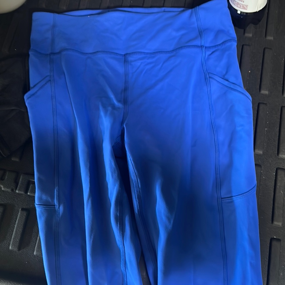 Bluebell lululemon 25’ align leggings